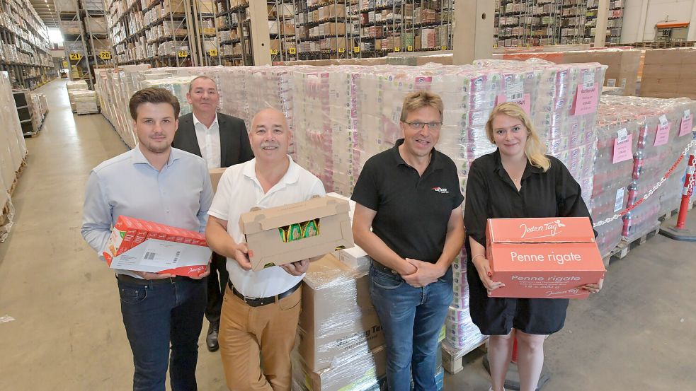 2022 wurden über das Hilfswerk Lieferungen in die Ukraine organisiert. Foto: Klaus Ortgies/Archiv