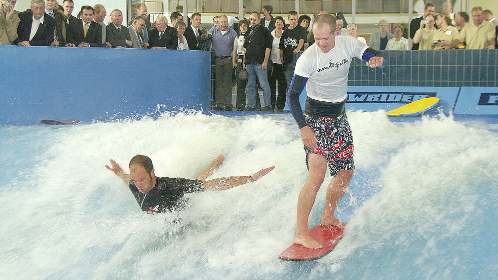 Schon bei der Eröffnung des Gezeitenlandes 2005 sorgte der FlowRider für Begeisterung. Foto: Tino Jaehrig/NBG