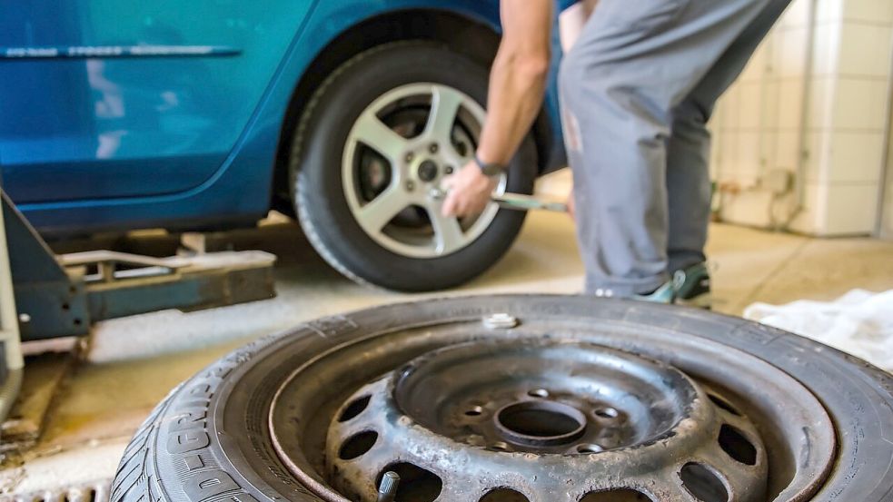 Auto-Reparaturen und Ersatzteile kosten mehr, die Kfz-Versicherungsbeiträge steigen. Foto: Pixabay