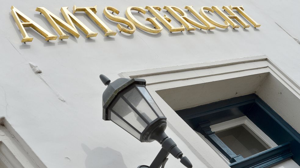 Vor dem Amtsgericht Aurich ging es um eine Massenschlägerei. Foto: Klaus Ortgies/Archiv