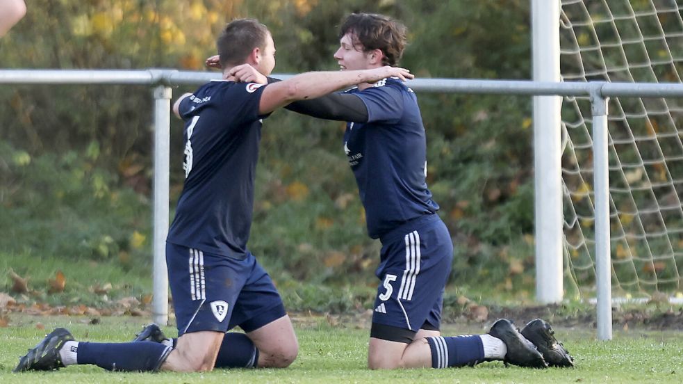 Der SV Jheringsfehn bejubelte in der Kreisliga einen Heimsieg gegen Suurhusen. Foto: Doden/Emden