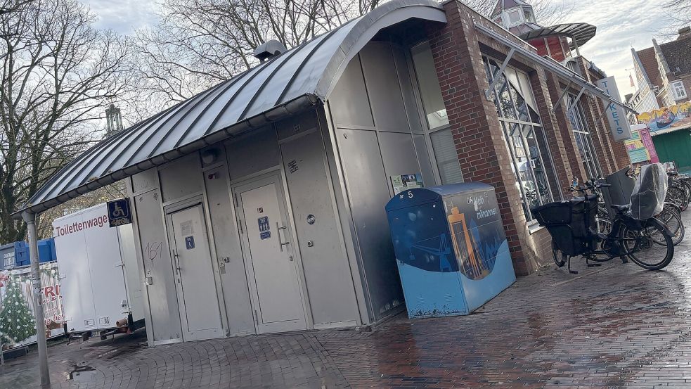 Auch nicht moi: die öffentliche Toilettenanlage an der Tourist-Information im Stadtgarten.