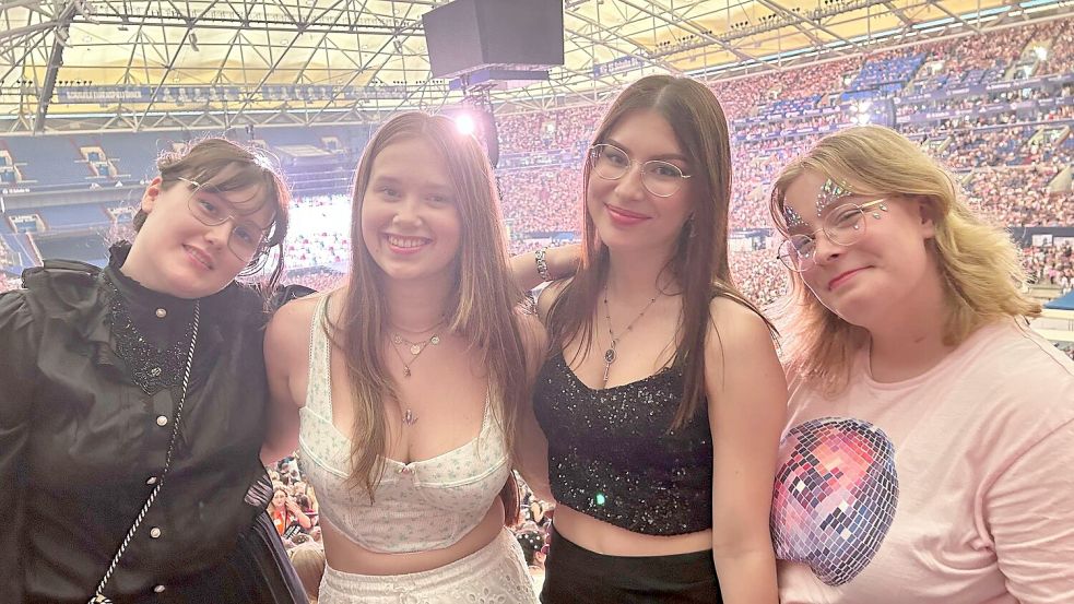 Nele Hinrichs, Angelika Lipert, Julia Meier und Lena van Westen waren in Gelsenkirchen dabei. Foto: privat