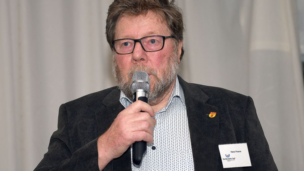 Hans Freese, Vorsitzender des Oostfreeske Taal, betonte, wie wichtig die plattdeutsche Sprache ist. Foto: Melchert Stromann