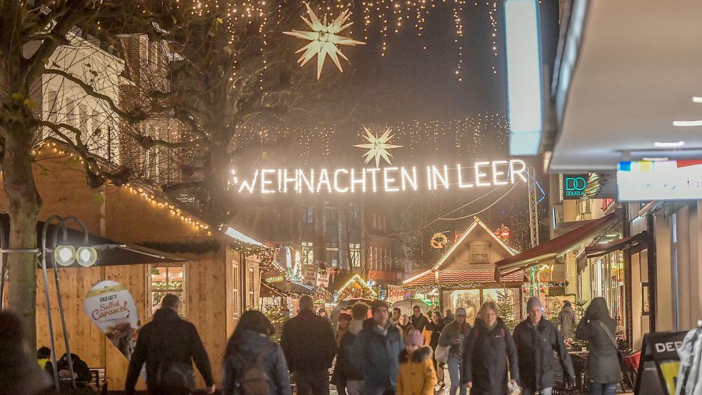 Der Leeraner Weihnachtsmarkt. Foto: Klaus Ortgies