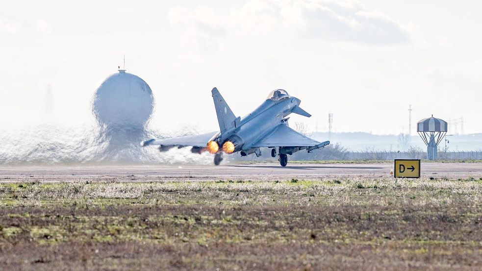 Alarm nach Drohnensichtung: Ein Kampfjet hebt vom Flugplatz nahe Constanta in Rumänien ab. Foto: Luftwaffe