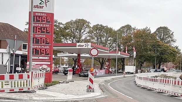 Die Star-Tankstelle am Falderndelft in Emden war am Freitag, 5. Dezember, Ziel eines Überfalls. Der Täter floh allerdings ohne Beute. Jetzt wurde ein Verdächtiger ermittelt. Foto: Mona Hanssen/Archiv