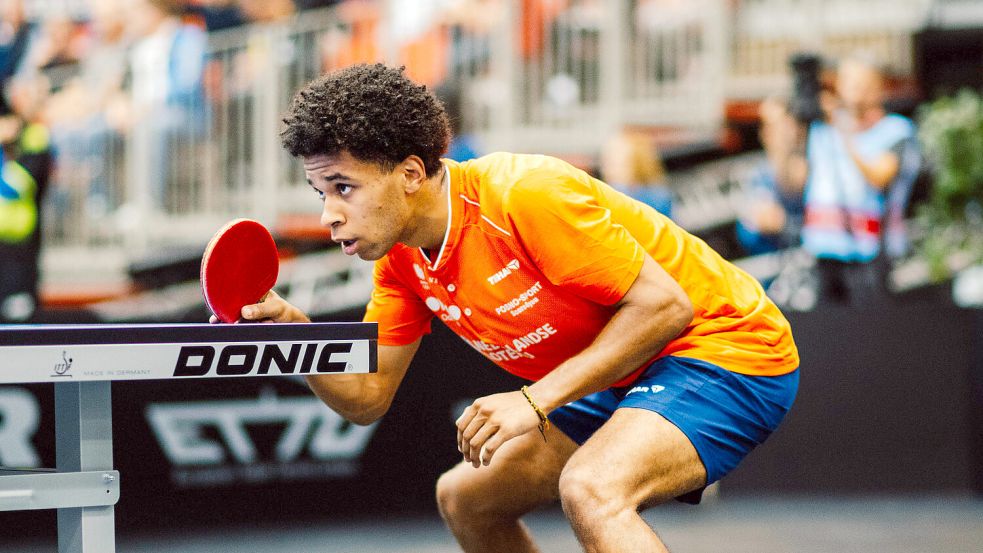 Der niederländische Meister Gabrielius Camara kennt viele große Arenen in Europa. Nun wird er auch die dörflichen Hallen im Nordwesten Deutschland kennen lernen. Foto: Imago