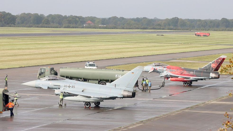 Im Oktober 2025 nutzten Eurofighter des Richthofen-Geschwaders die Startbahn des entwidmeten Flugplatzes Upjever für eine militärische Übung. Foto: Luftwaffe