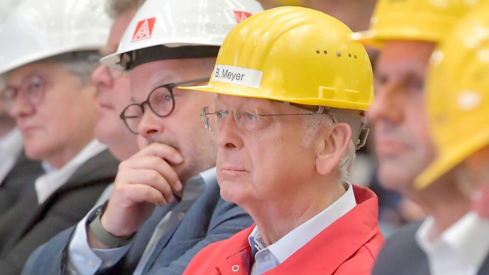 22. August 2024: Firmenchef Bernard Meyer an dem Tag, als der damalige Bundeskanzler Olaf Scholz zu Besuch in Papenburg war, um die Rettung der Werft zu versprechen. Foto: Klaus Ortgies/Archiv