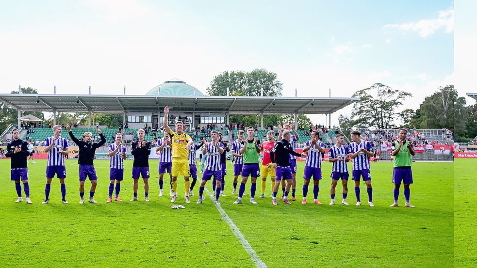 Im Hinspiel gab es einen Sieg gegen den 1. FC Saarbrücken. Nun steht fest, wann der VfL zum Rückspiel im Ludwigspark antreten darf. Foto: Michael Titgemeyer