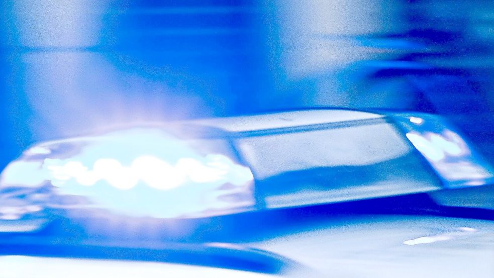 Die Polizei Bremen sucht nach einem Überfall auf einen Taxifahrer nach Zeugen. Foto: Jens Büttner/dpa