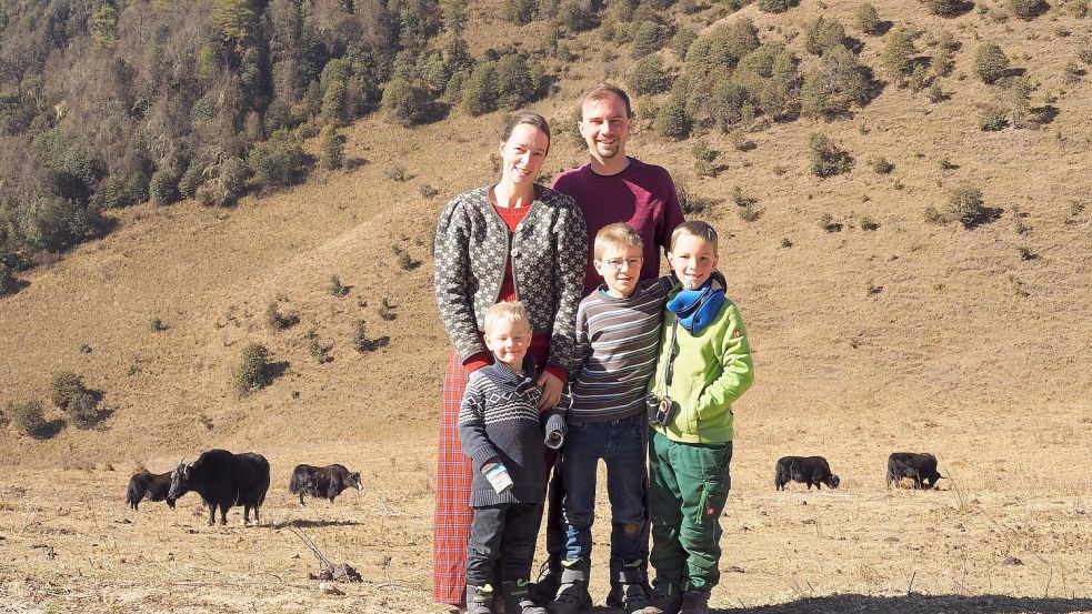 Seit knapp anderthalb Jahren wohnt die Leeraner Familie im Himalaya. Foto: privat