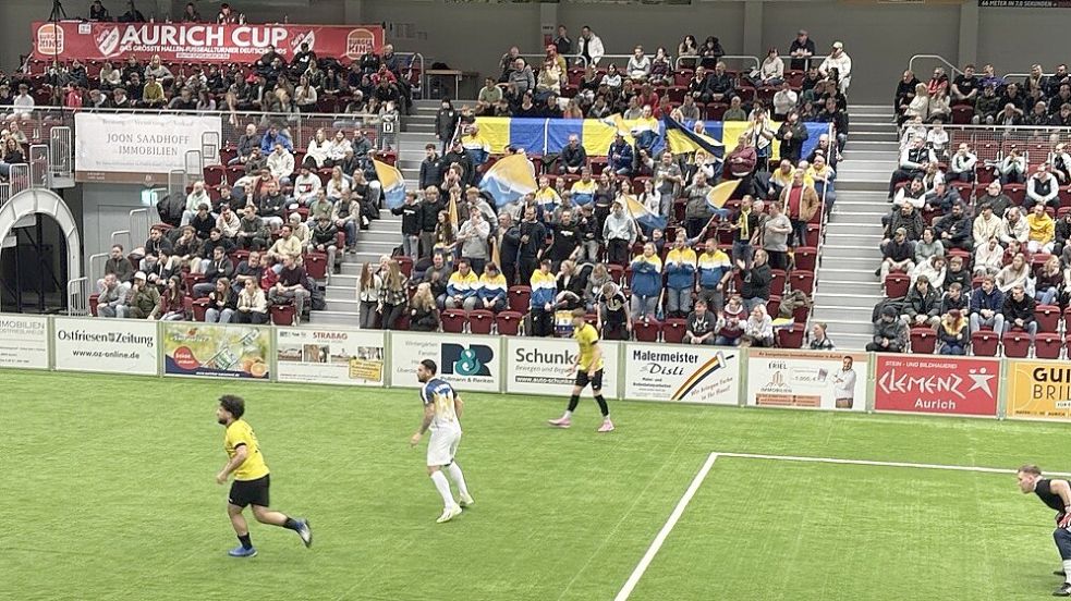 In der Sparkassen-Arena rollt am Samstag der Ball. Foto: Matthias Herzog
