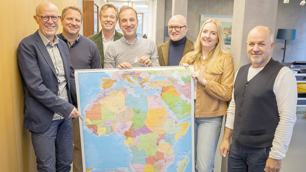 Gründung der Fair Equity Ende 2024: (von links) Geschäftsführer Lutz Hethey, Gunnar Sander, Bernd Schmidt-Ankum, Karsten Wulf, Steuerberater Klaus Stein, Vanessa Ennen, Bert Mutsaers. Foto: Fair Equity/pr