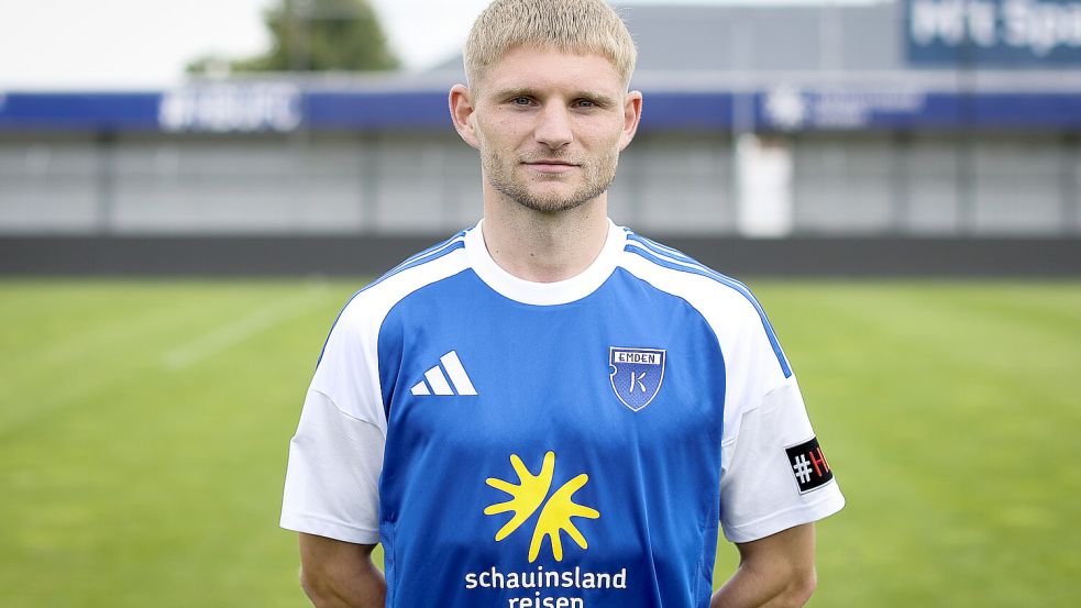 Janek Siderkiewicz ist einer von drei Spielern, die nach längeren Verletzungen langsam zurückkommen sollen. Foto: Jens Doden/Emden