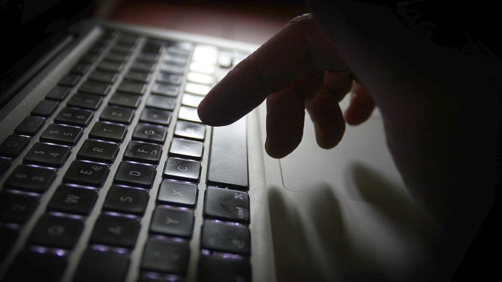 Internetbetrüger versuchen es gerade mit einer neueren Masche auf Telegram. Missbraucht wird hier eine Firma aus Friedeburg. Foto: Karl-Josef Hildenbrand/dpa