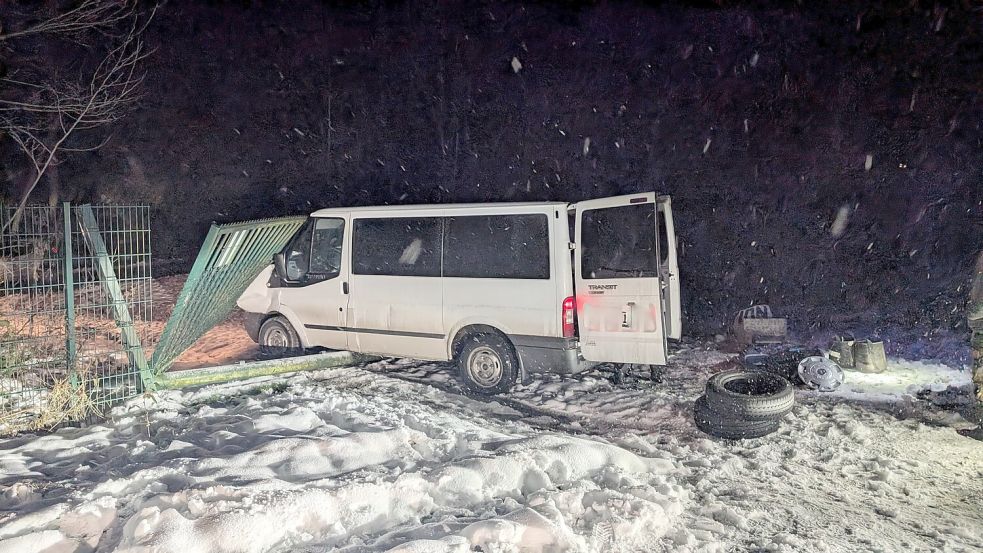 In der Nacht zu Freitag hat die Polizei Osnabrück zwei Männer nach einer wilden Verfolgungsjagd von Osnabrück bis nach Bad Essen festgenommen. Foto: Polizei Osnabrück