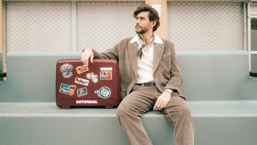 Mit seinem neuen Album "El Camino" im Gepäck macht sich Álvaro Soler auf den Weg nach Wiesmoor. Foto: Jakob Marwein