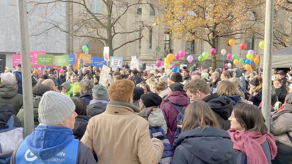 Die Lebenshilfe in Leer war bei der Demo in Hannover dabei. Foto: Lebenshilfe