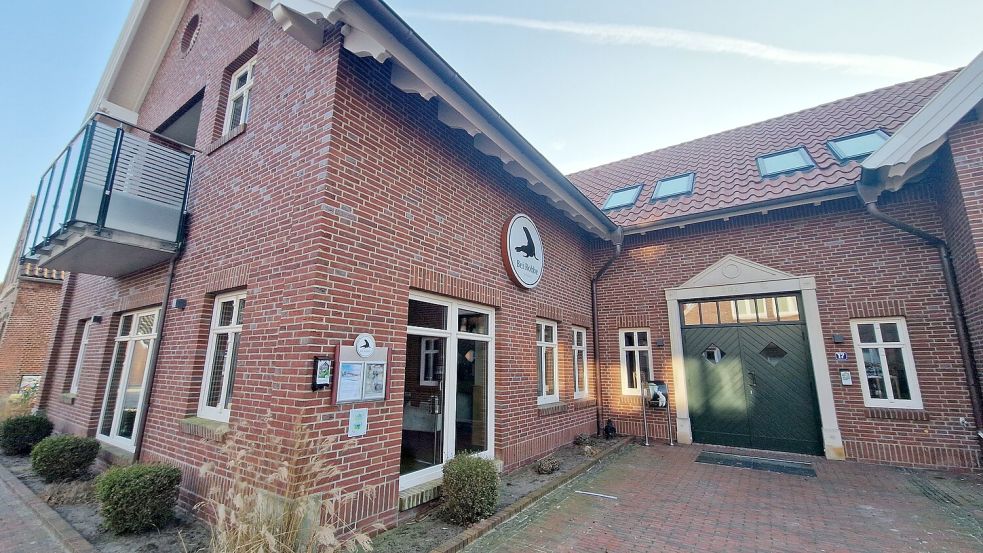 Im März sollen die neuen Restaurantschilder mit dem Namen „Neue Tide“ angebracht werden. Foto: Tatjana Gettkowski