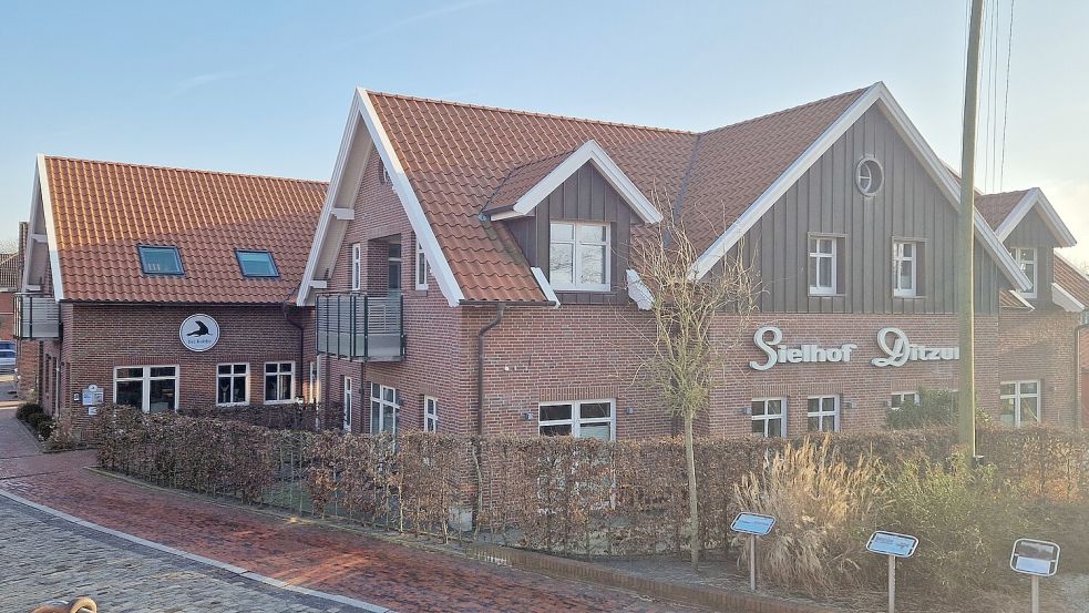 Wo heute der Sielhof steht, war früher der Traditionsgasthof Rheiderland beheimatet. Foto: Tatjana Gettkowski