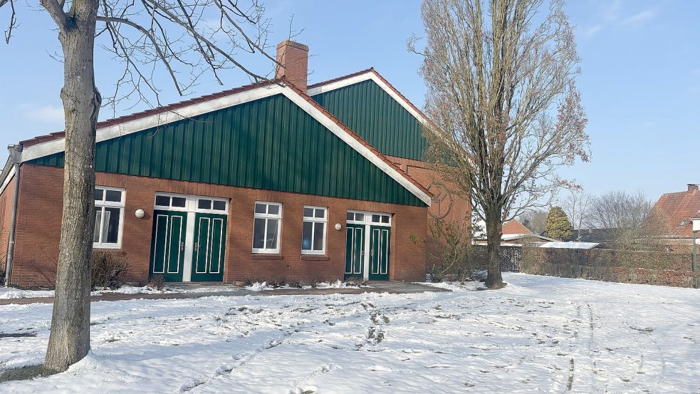 Die Mehrzweckhalle in Holtland soll saniert werden. Foto: Jasmin Oltmanns