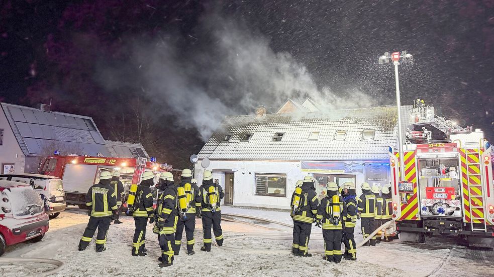 Zahlreiche Kräfte waren zu dem Einsatz gerufen worden. Foto: Feuerwehr