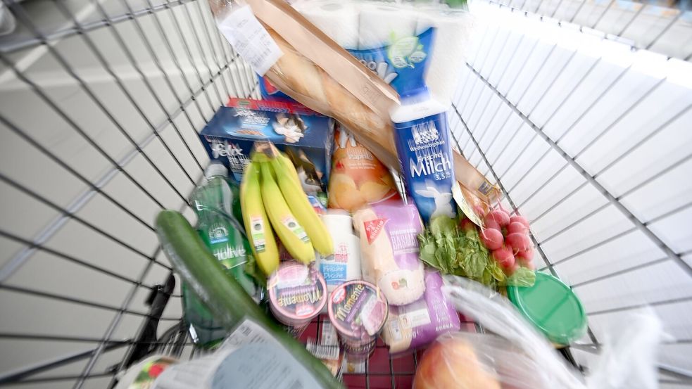 Im Supermarkt einkaufen geht heute nicht nur vor Ort. Symbolfoto: DPA