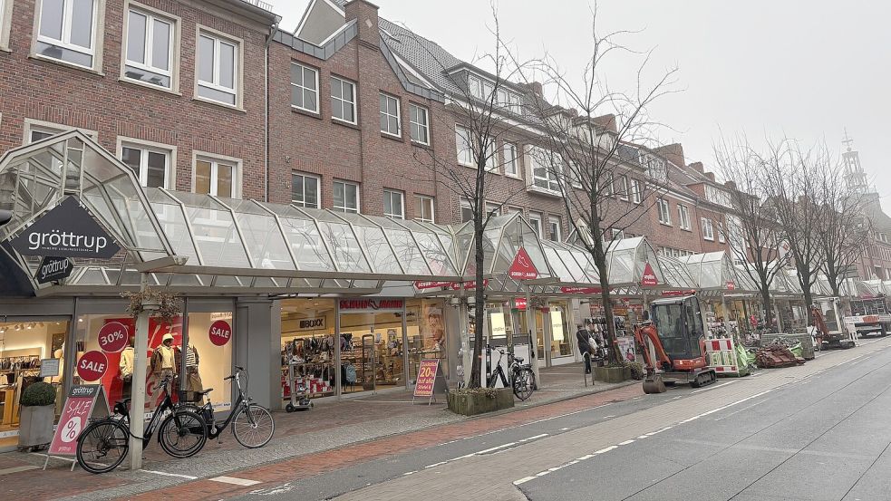 Die Galerie schützt Spaziergänger vor der Witterung. Foto: Stephanie Schuurman/Archiv