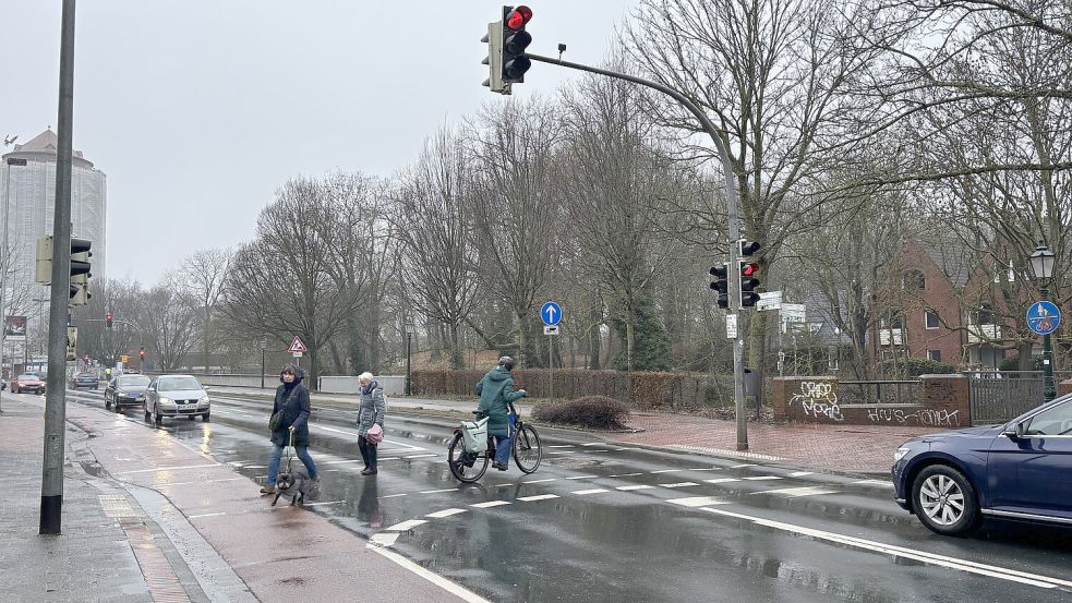 Einer der Störfaktoren: Diese Ampel Richtung Grasstraße soll weg.