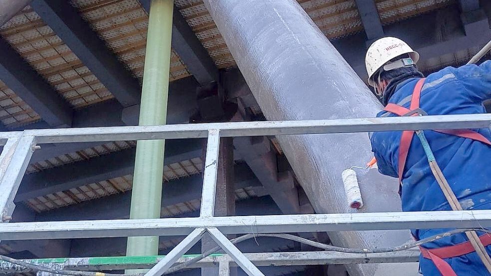 Kühlturmbeschichtung in China mit Köster-Produkten aus Ostfriesland. Foto: Köster Bauchemie AG