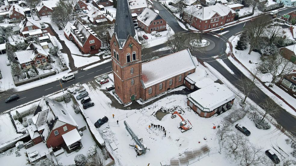 Mitten im Winter wurde mit dem Projekt begonnen. Foto: Kirchenrat Neermoor