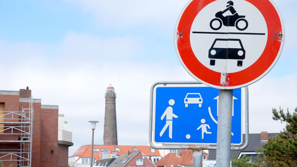 Ab Ende März gelten im Borkumer Zentrum wieder Einschränkungen für den Autoverkehr. Foto: Florian Ferber/Archiv