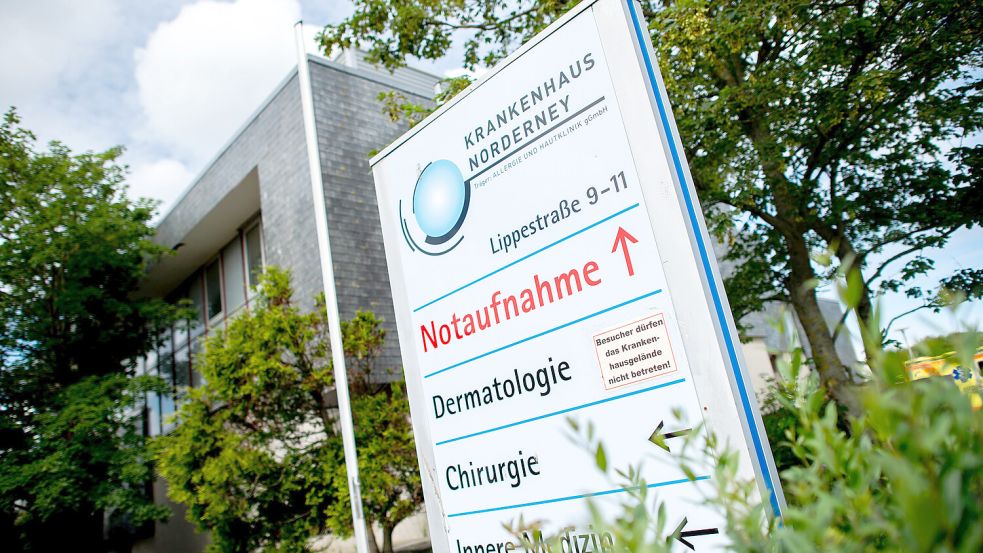 Im November 2025 stimmte die Gläubigerversammlung für den Verkauf des Norderneyer Krankenhauses an die Stadt. Foto: Hauke-Christian Dittrich/dpa/Archiv