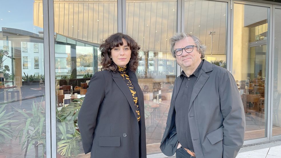 Shabnam Parvaresh und Frank Otte sind Gründungsmitglieder des Vereins Jazz49. Foto: Janna Wien