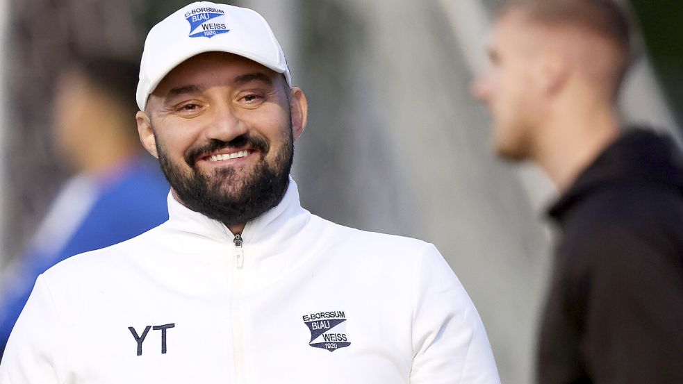 Bunde, Istanbul, Borssum: So sieht die Fußballwoche von Yasin Turan aus. Am Dienstagabend erlebte er einen Champions-League-Sieg seines Herzensvereins. Foto: Jens Doden/Emden