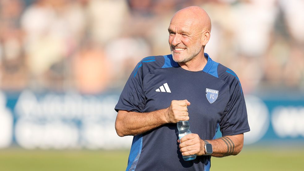 Trainer Stefan Emmerling kann als Coach auf die längste Amtszeit bei Kickers Emden verweisen.  Fotos: Doden/Emden