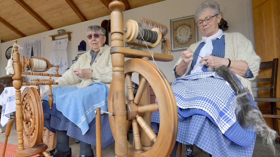Im Dörpmuseum Münkeboe gibt es Einblicke in das Leben früher – manchmal auch mit Vorführungen. Foto: Ortgies/Archiv