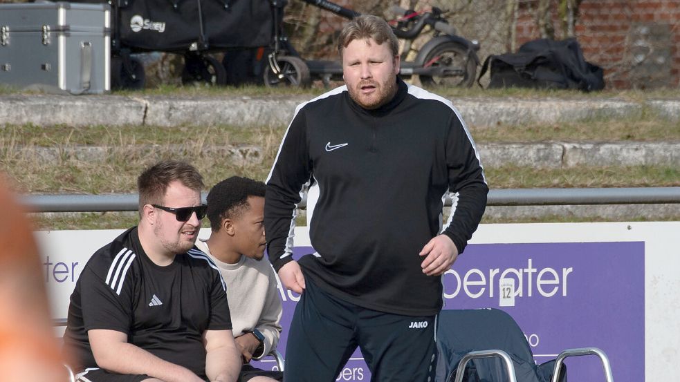 Germanias Coach Jan Niklas Eckels haderte mit der Chancenverwertung seiner Mannschaft. Foto: Heiner Lohmann