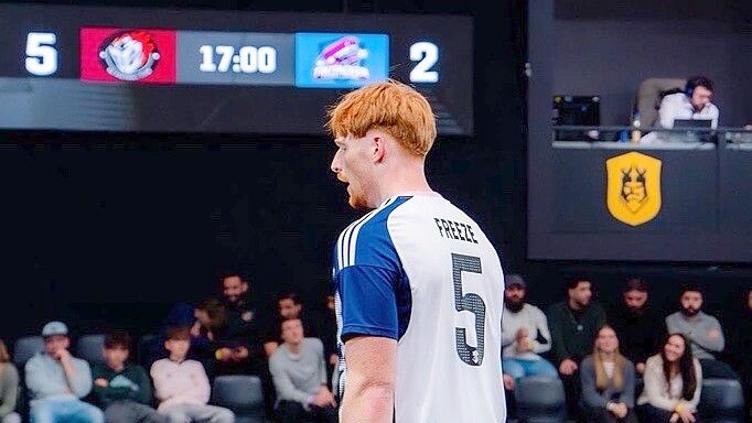 Luca Freese feiert am vierten Spieltag sein Debüt in der Kings League. Foto: Adem Güney