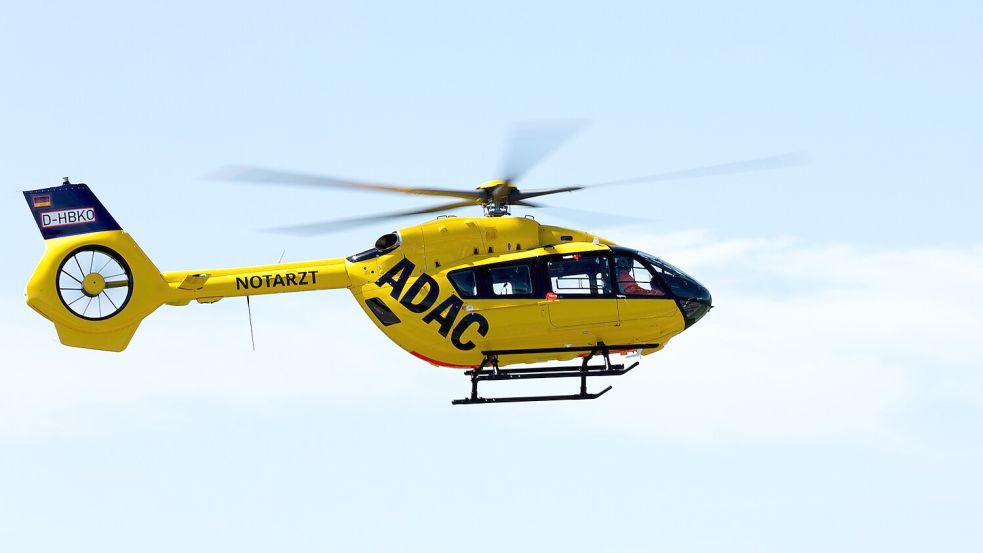 Nach einem Unfall zwischen Augustfehn und Hollriede war am Sonntag ein Rettungshubschrauber im Einsatz. Symbolfoto: ADAC Luftrettung