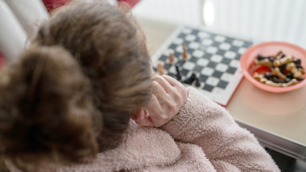 Miriam Krüger leidet an Kinderdemenz und ist schwerst pflegebedürftig. Zu ihrem Schutz wurden alle Namen diesem Beitrag geändert – und kein Wohnort genannt. Foto: Klaus Ortgies