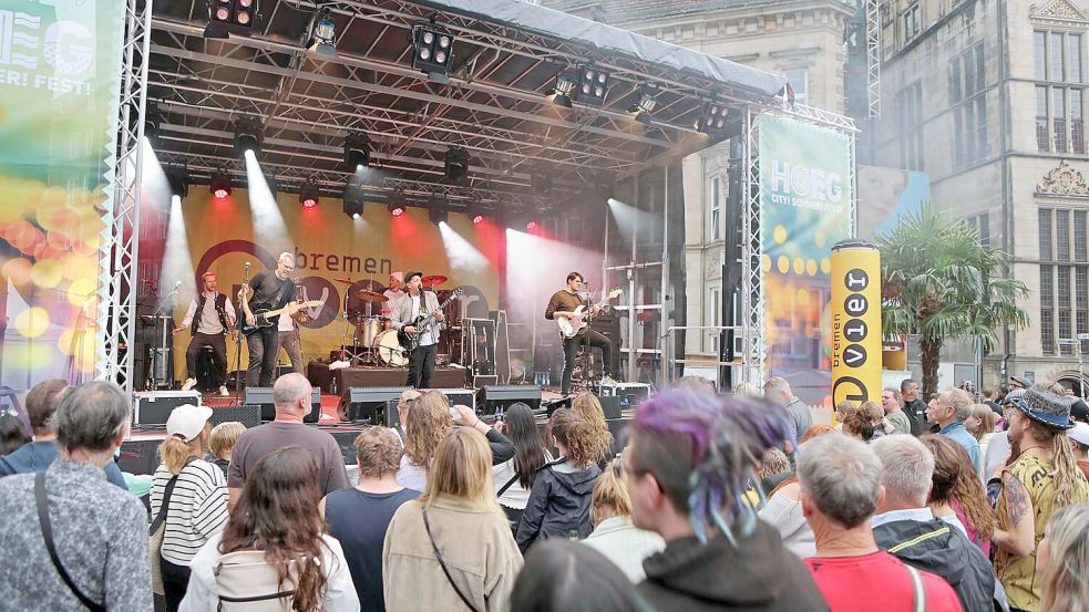 Das „HOEG CitySommerFest“ lockt in diesem Jahr mit 40 Live-Acts, die auf den Bühnen in der Bremer Innenstadt spielen. Der Eintritt ist wieder frei. Foto: CityInitiative