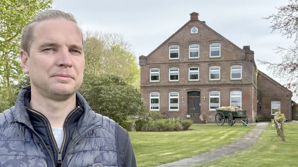 Hanko Darmstädter ist die sechste Generation seit Erbauung des Dühringshofes um 1880. Gemeinsam mit seinen drei Geschwistern möchte er das familiäre Erbe erhalten – doch das wird keine leichte Aufgabe. Foto: Susanne Ullrich