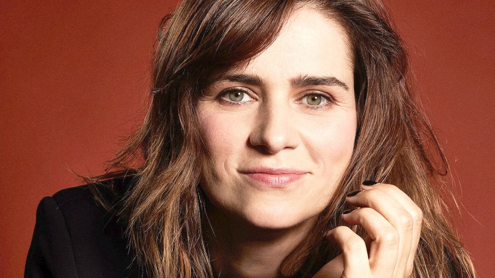 Nora Tschirner war 2025 für den Schauspielpreis des Internationalen Filmfests Emden-Norderney ausgewählt. Aus Krankheitsgründen konnte sie allerdings nicht kommen. Das holt sie jetzt nach. Foto: Marco Justus Schöler