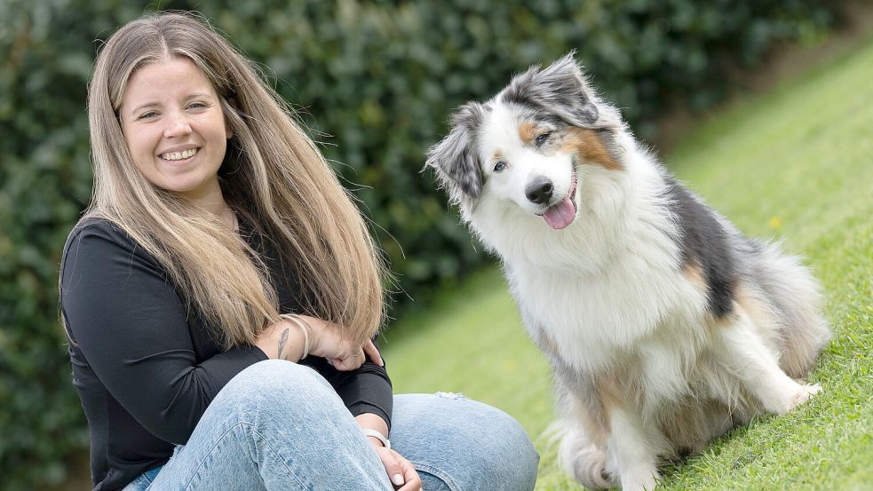 Ester Hahn und ihre Australian-Shepherd-Hündin Layla haben sich bereits eine große Fangemeinde aufgebaut. Foto: Klaus Ortgies