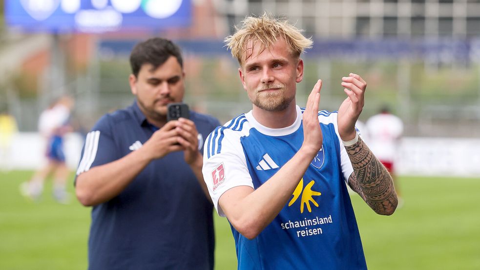 Nach seinem Abschied bei Kickers Emden geht es für Marvin Eilerts ab Ende Juni in Wilhelmshaven weiter. Foto: Jens Doden/Emden