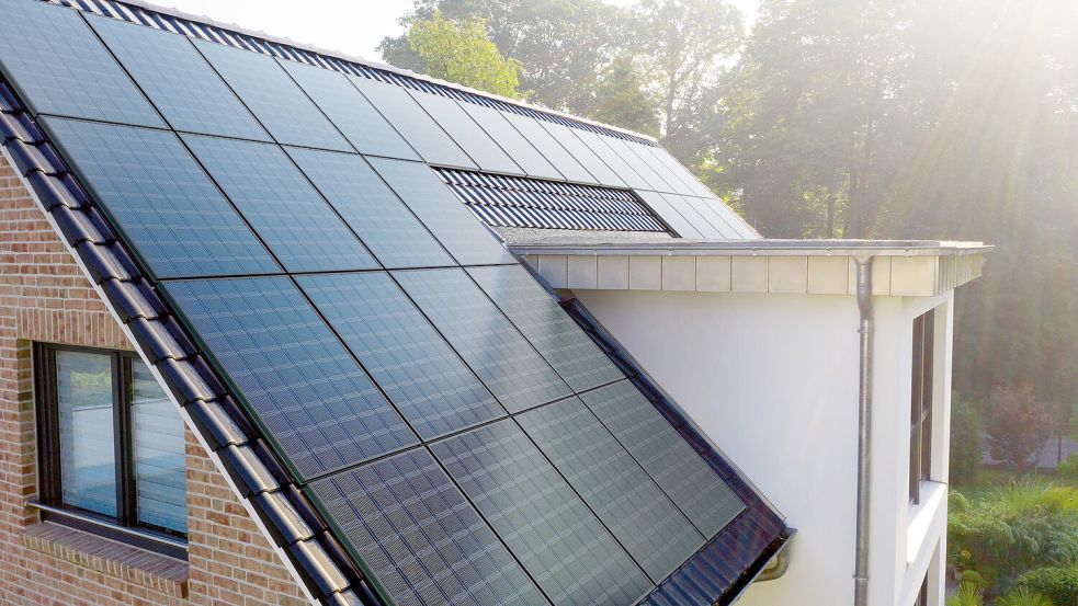 Eine PV-Anlage macht Haushalte ein Stück weit energieautark. Foto: Klein/EWE