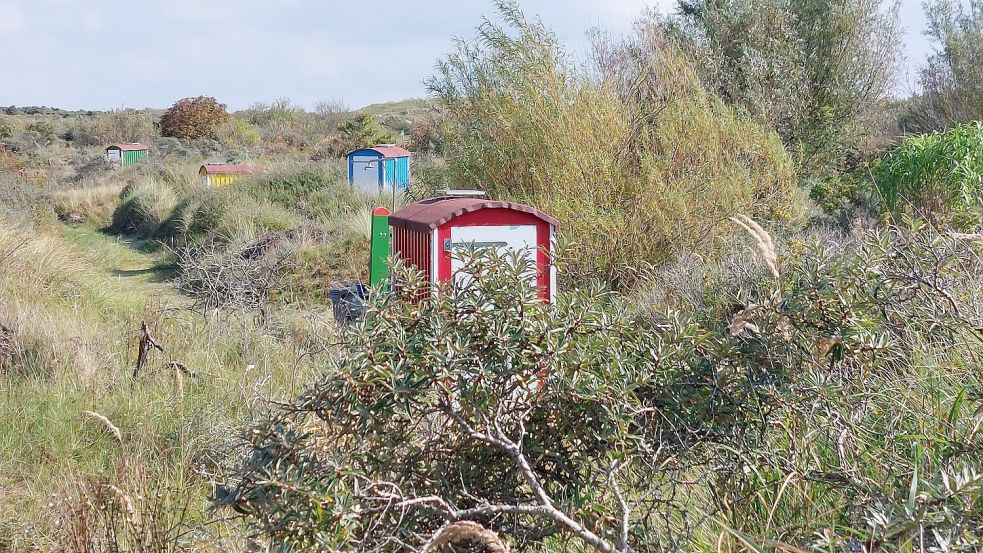 Die Budjes am FKK-Strand werden ab Juni wieder vermietet. Foto: Florian Ferber/Archiv